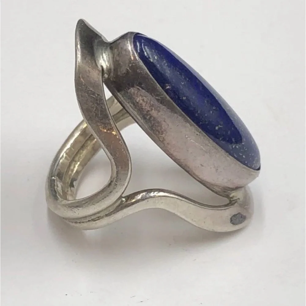 DDD Mexico Sterling Silver size 6 Oval Blue Lapis Ring